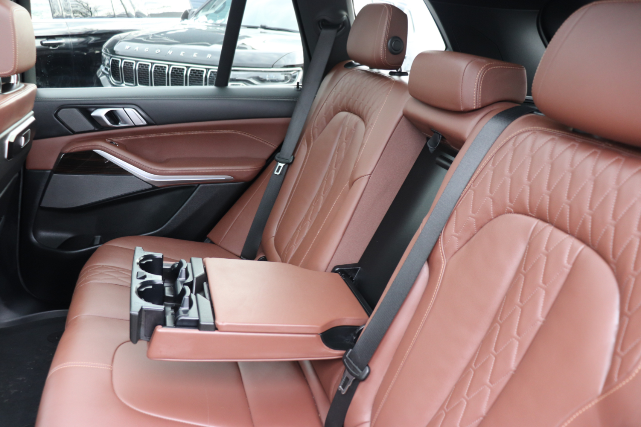 BMW X5 xDrive50e Plug-In Hybrid 2025