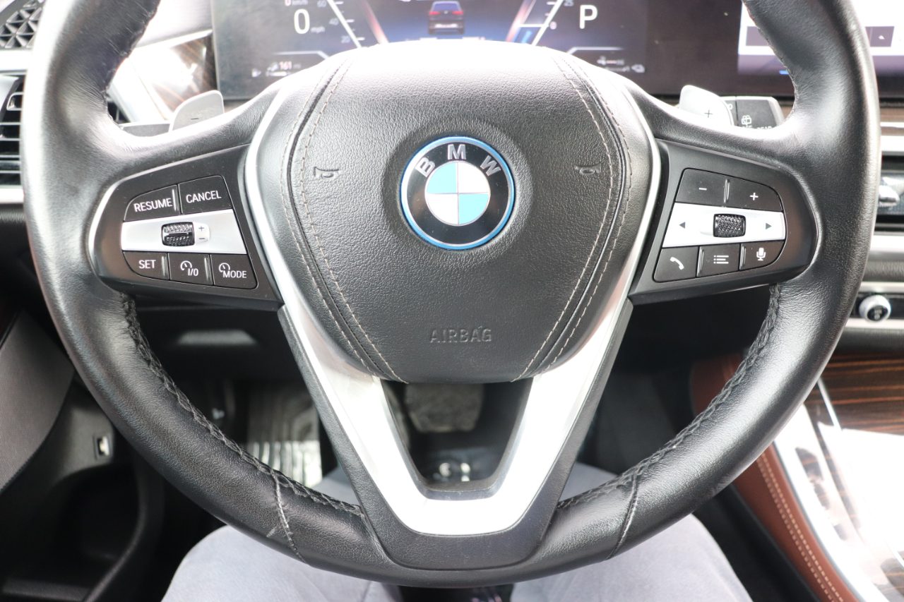 BMW X5 xDrive50e Plug-In Hybrid 2025