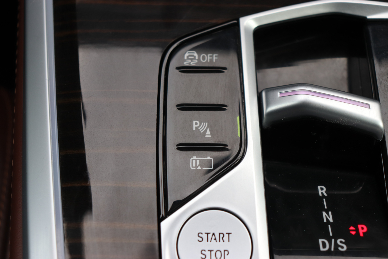 BMW X5 xDrive50e Plug-In Hybrid 2025