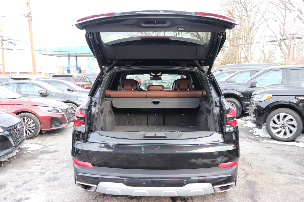 BMW X5 xDrive50e Plug-In Hybrid 2025