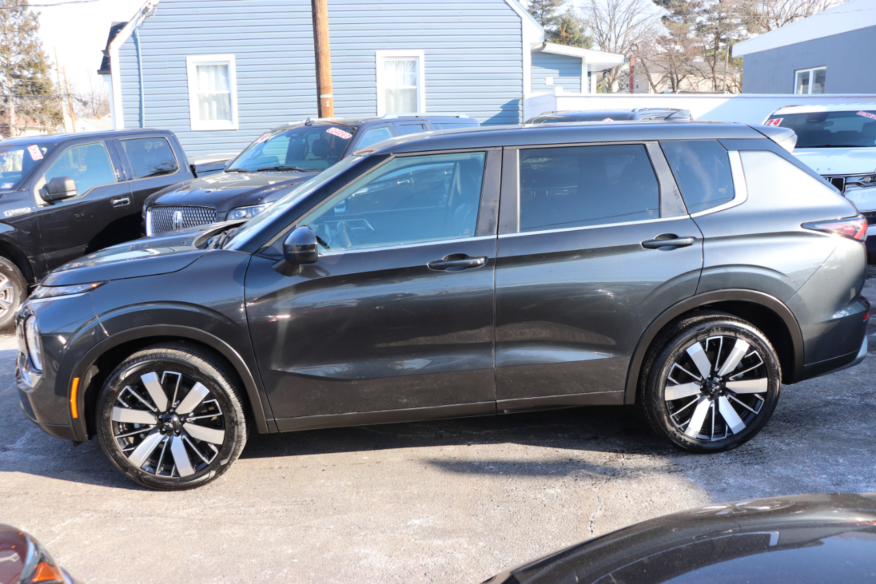 Mitsubishi Outlander SE S-AWC 2025