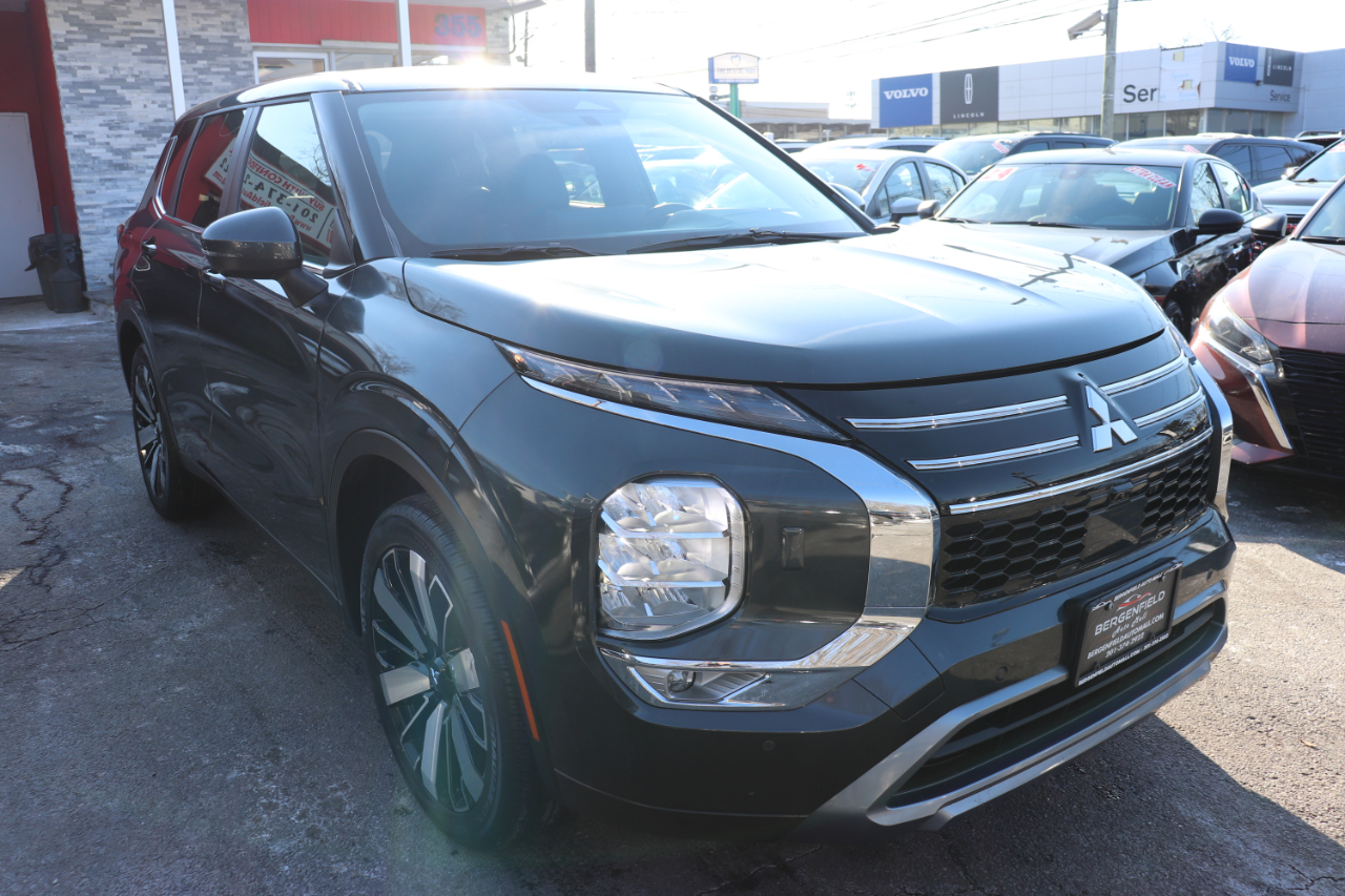 Mitsubishi Outlander SE S-AWC 2025