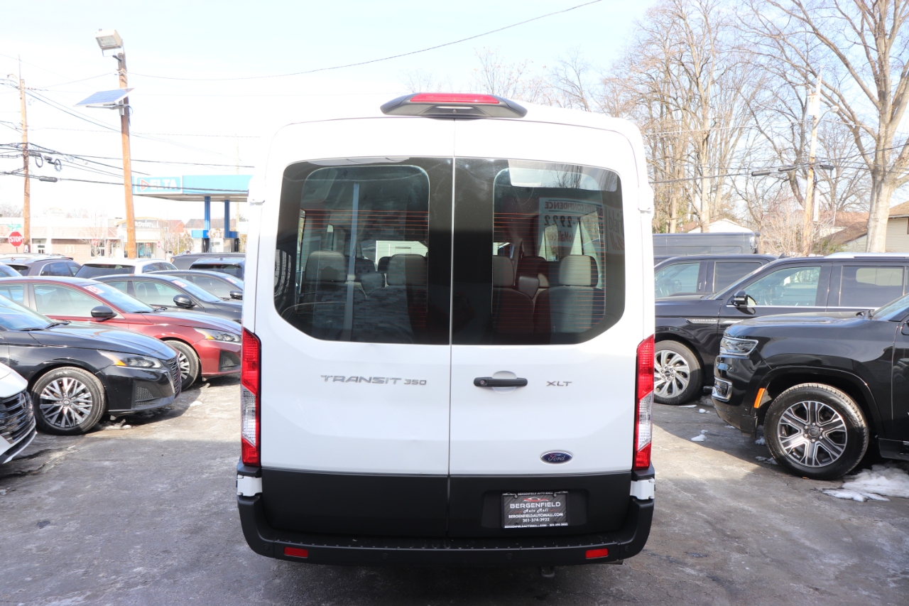 Ford Transit Passenger Wagon T-350 148" Med Roof XLT RWD 2023