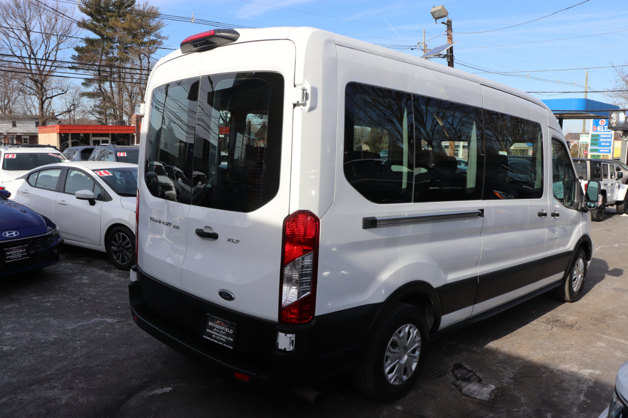 Ford Transit Passenger Wagon T-350 148" Med Roof XLT RWD 2023