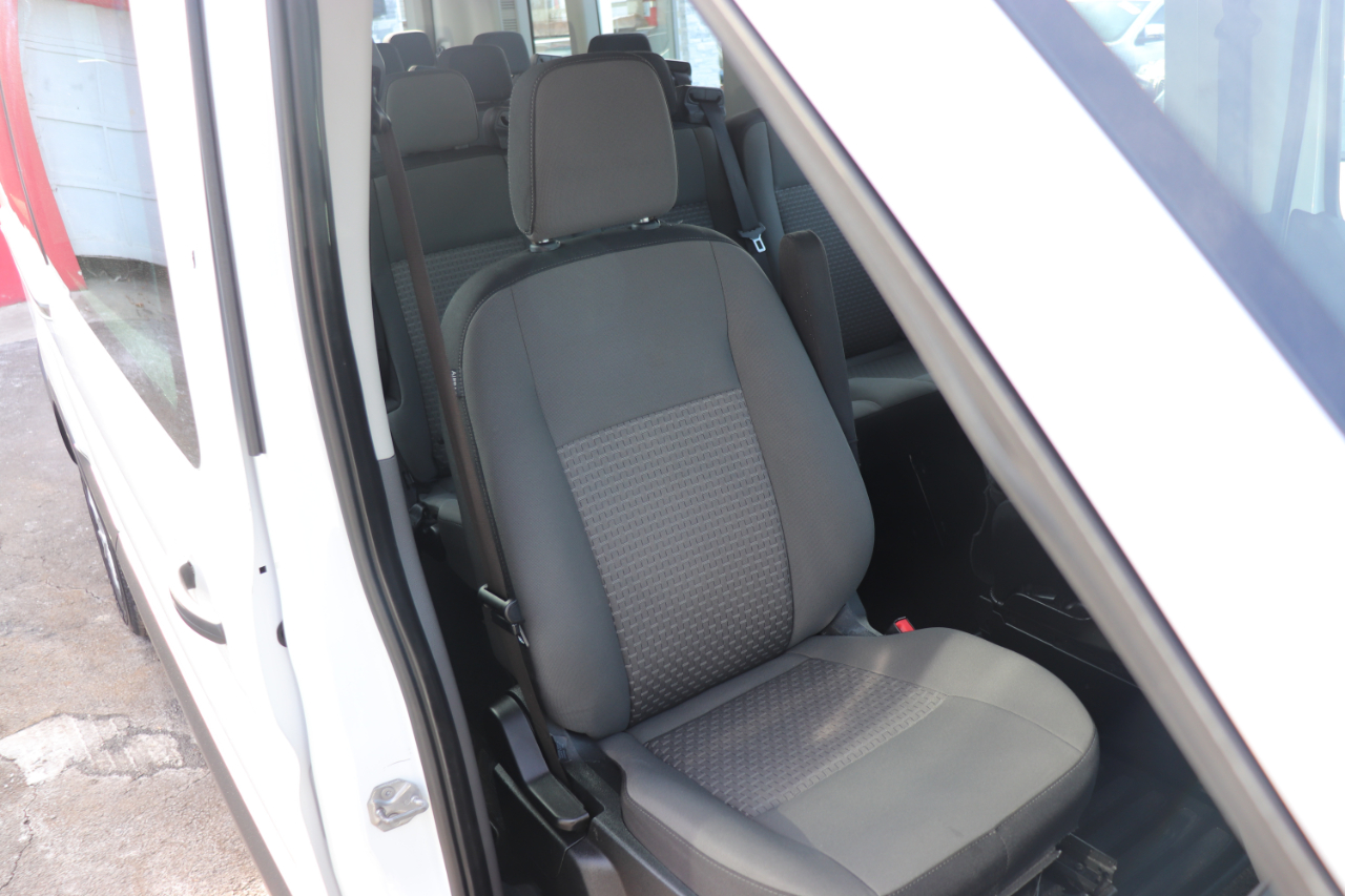 Ford Transit Passenger Wagon T-350 148" Med Roof XLT RWD 2023