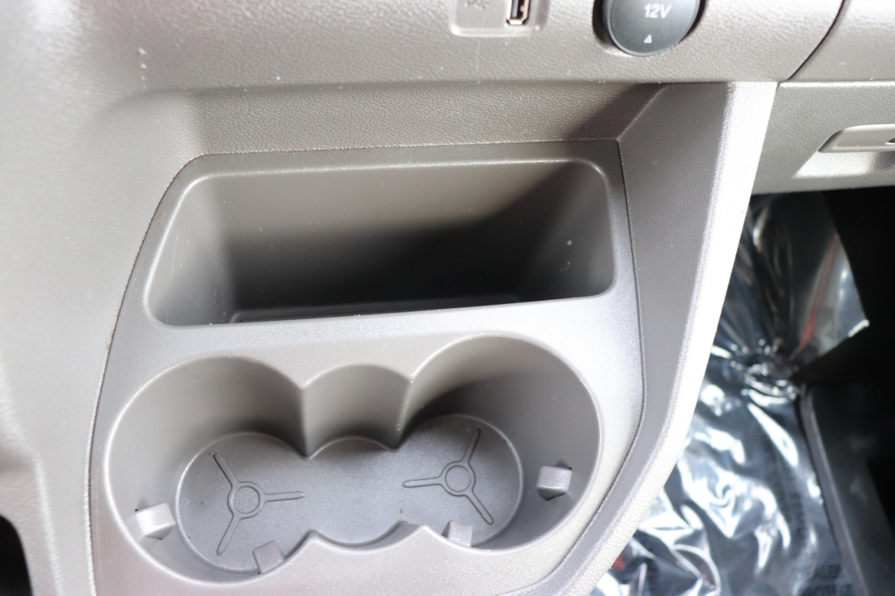 Ford Transit Passenger Wagon T-350 148" Med Roof XLT RWD 2023