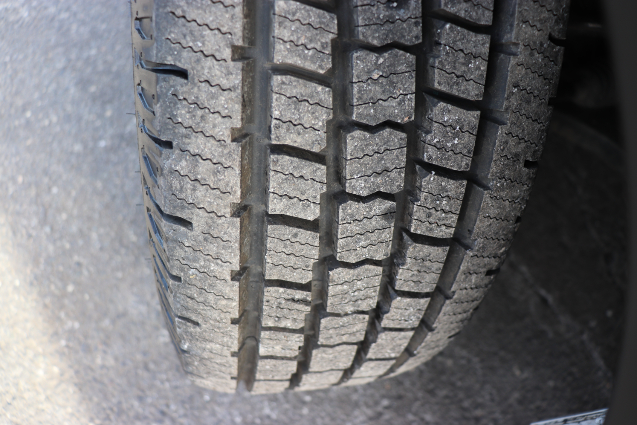 Ford Transit Passenger Wagon T-350 148" Med Roof XLT RWD 2023