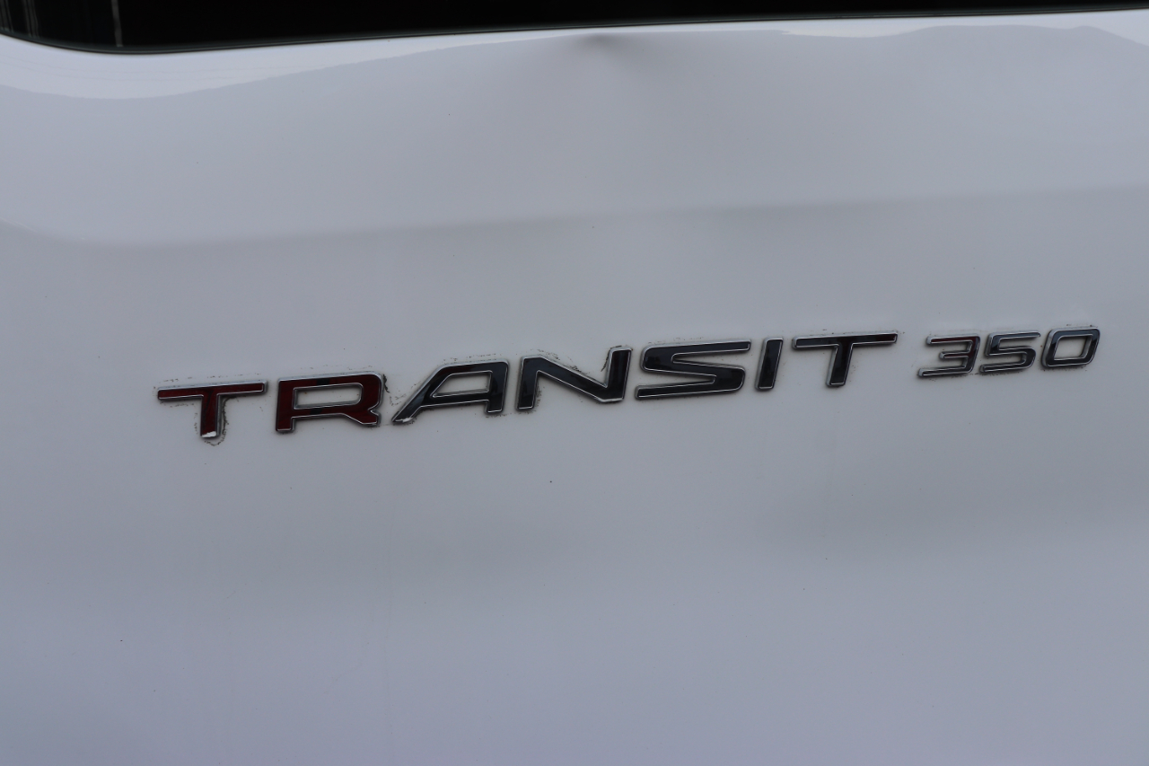 Ford Transit Passenger Wagon T-350 148" Med Roof XLT RWD 2023