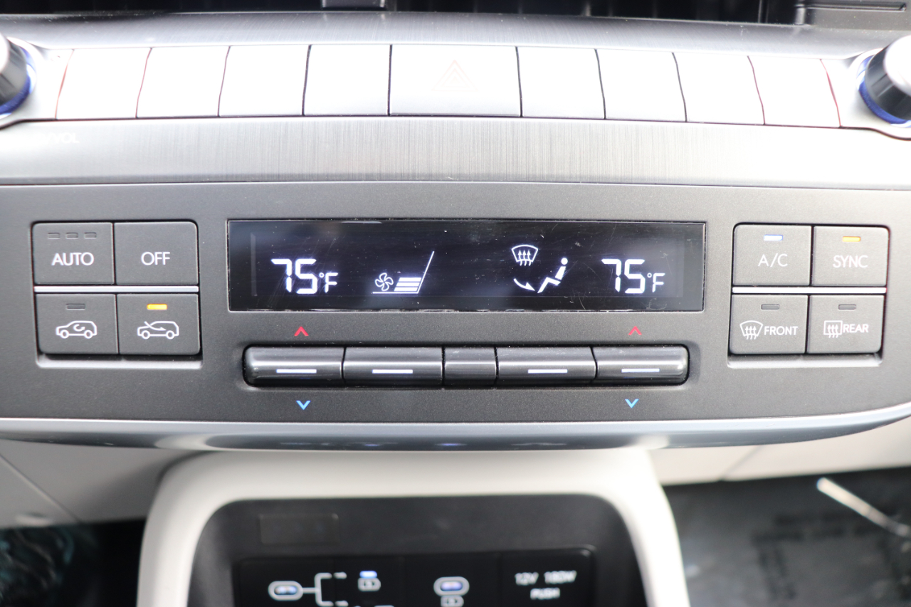 Hyundai Kona SEL FWD 2024