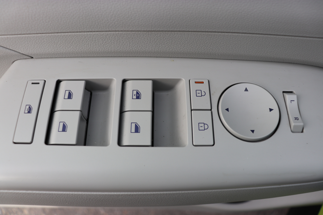 Hyundai Kona SEL FWD 2024