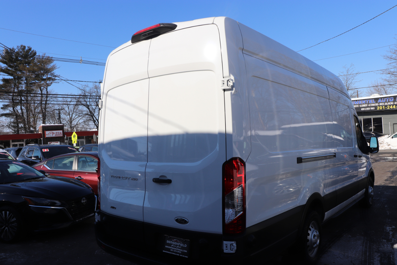Ford Transit Cargo Van T-250 148" EL Hi Rf 9070 GVWR AWD 2025