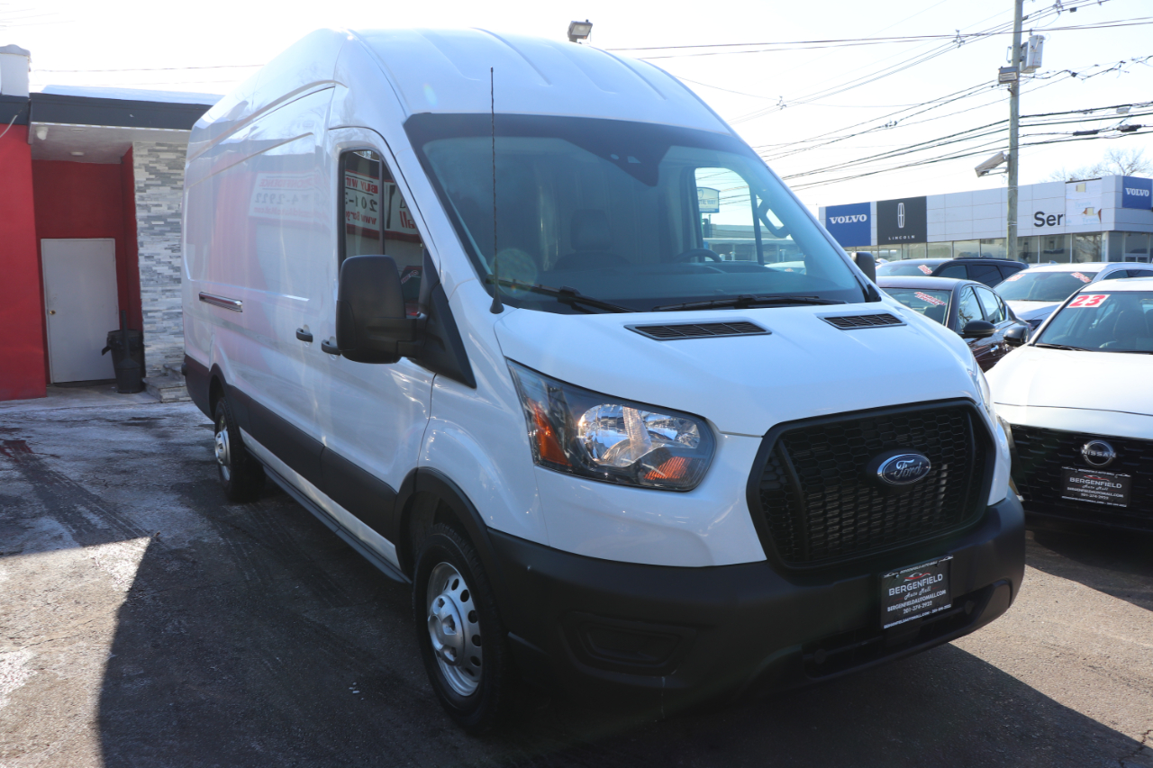 Ford Transit Cargo Van T-250 148" EL Hi Rf 9070 GVWR AWD 2025