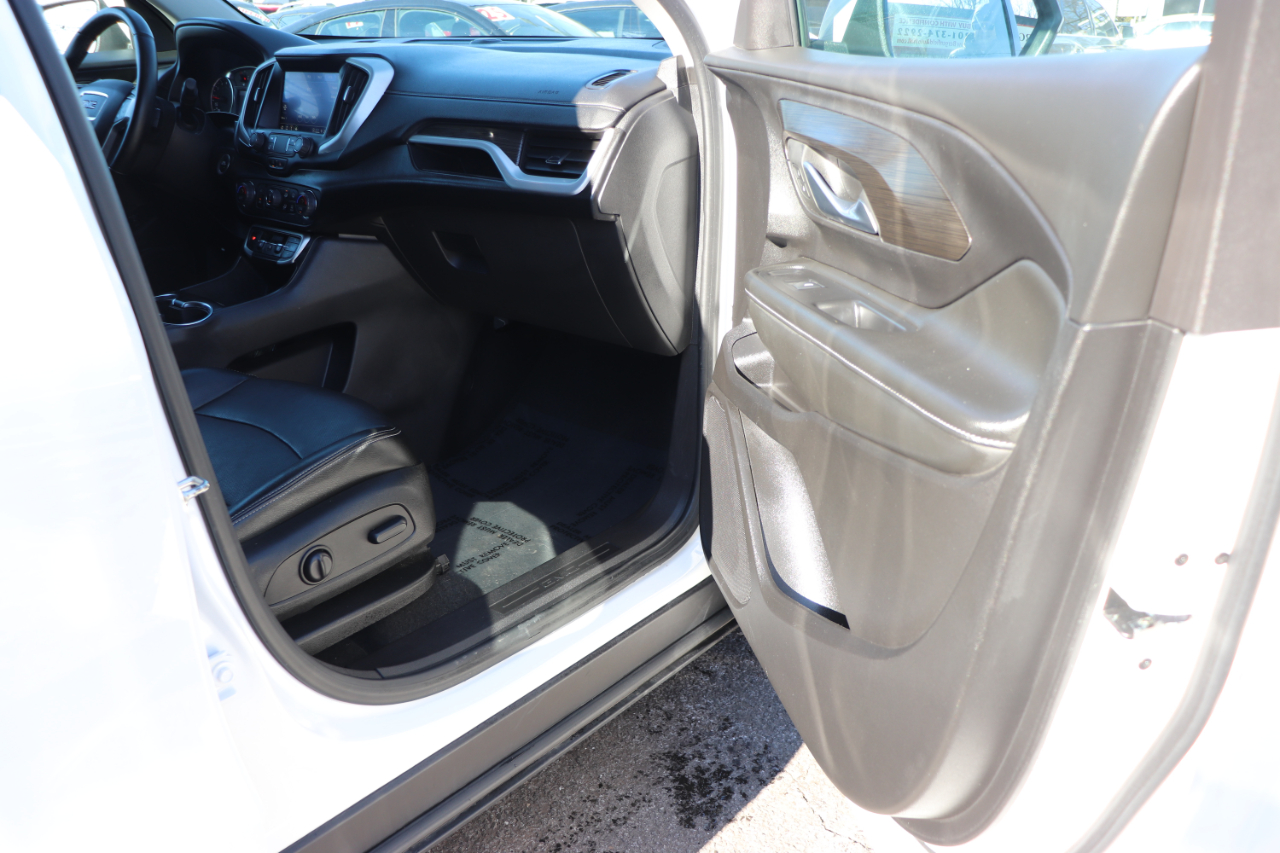 GMC Terrain AWD 4dr SLT 2024