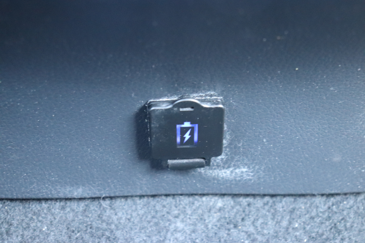 Toyota Camry SE Auto (Natl) 2024