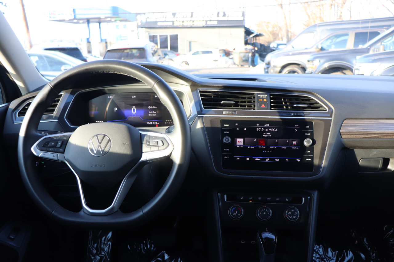 Volkswagen Tiguan 2.0T Wolfsburg Edition FWD 2024