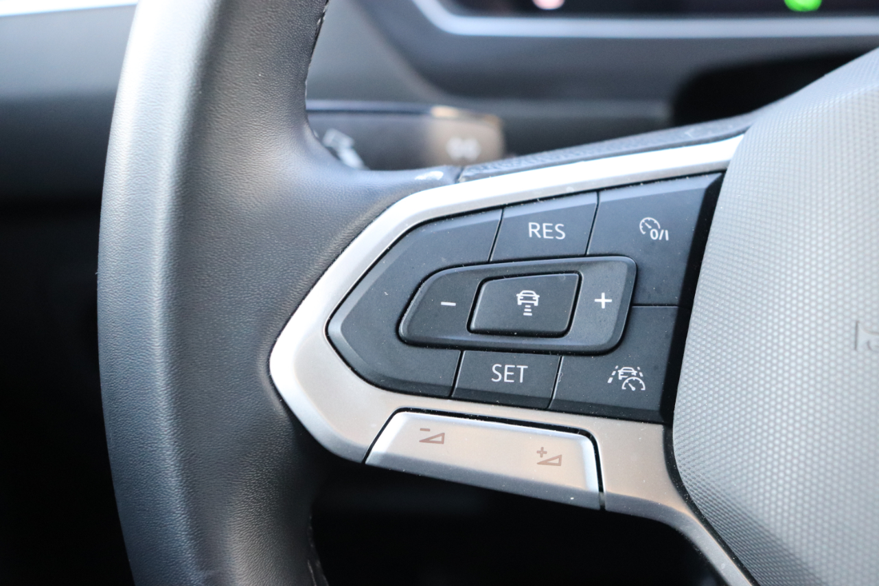 Volkswagen Tiguan 2.0T Wolfsburg Edition FWD 2024