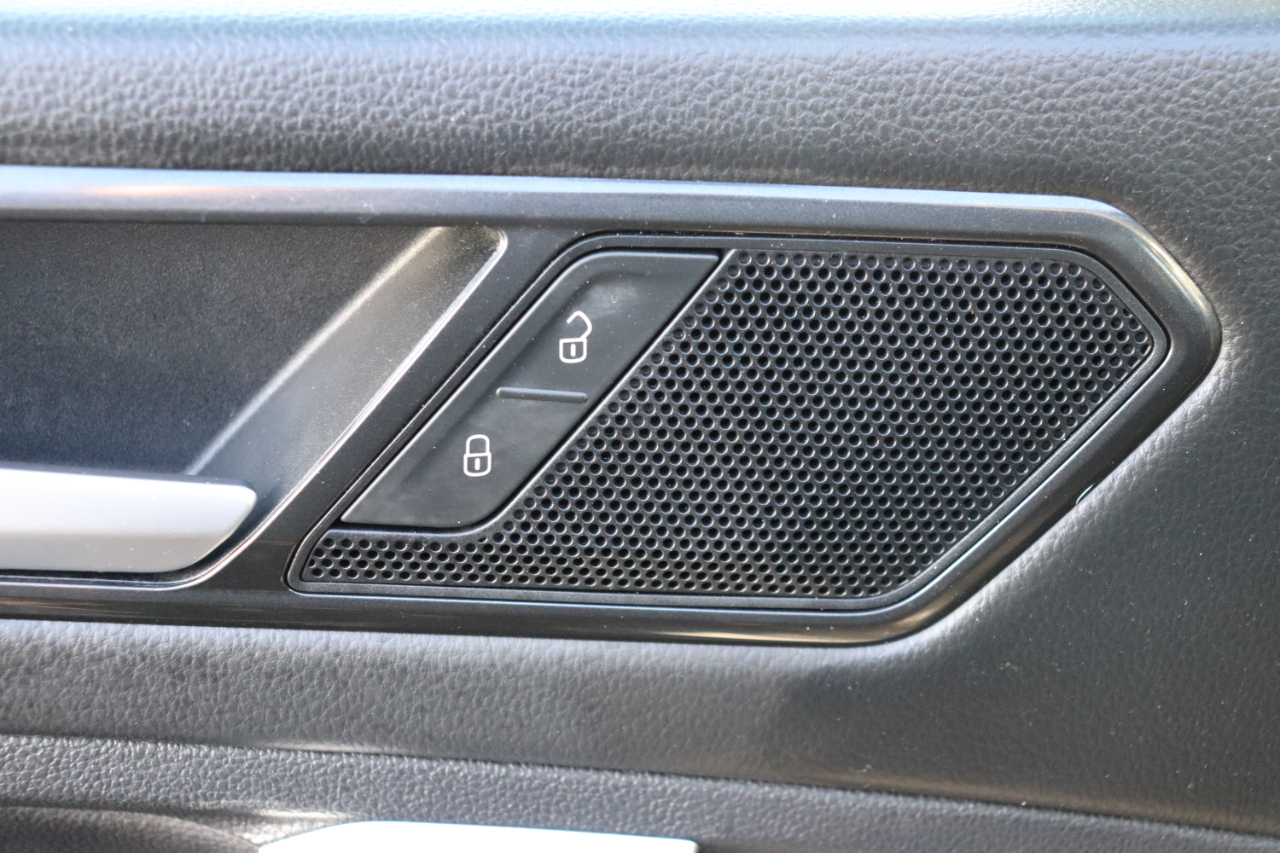 Volkswagen Tiguan 2.0T Wolfsburg Edition FWD 2024