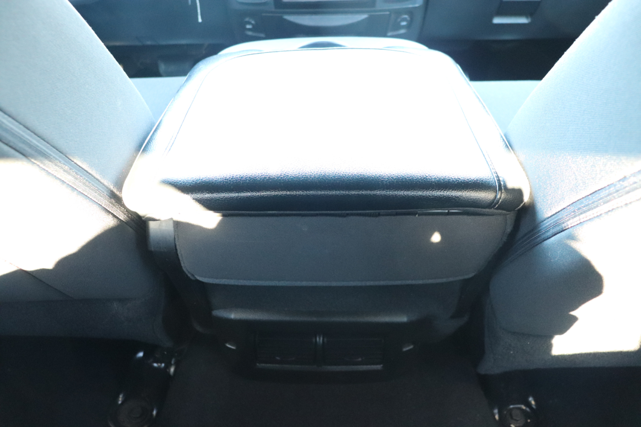 RAM 1500 Classic Warlock 4x2 Crew Cab 5'7" Box 2024