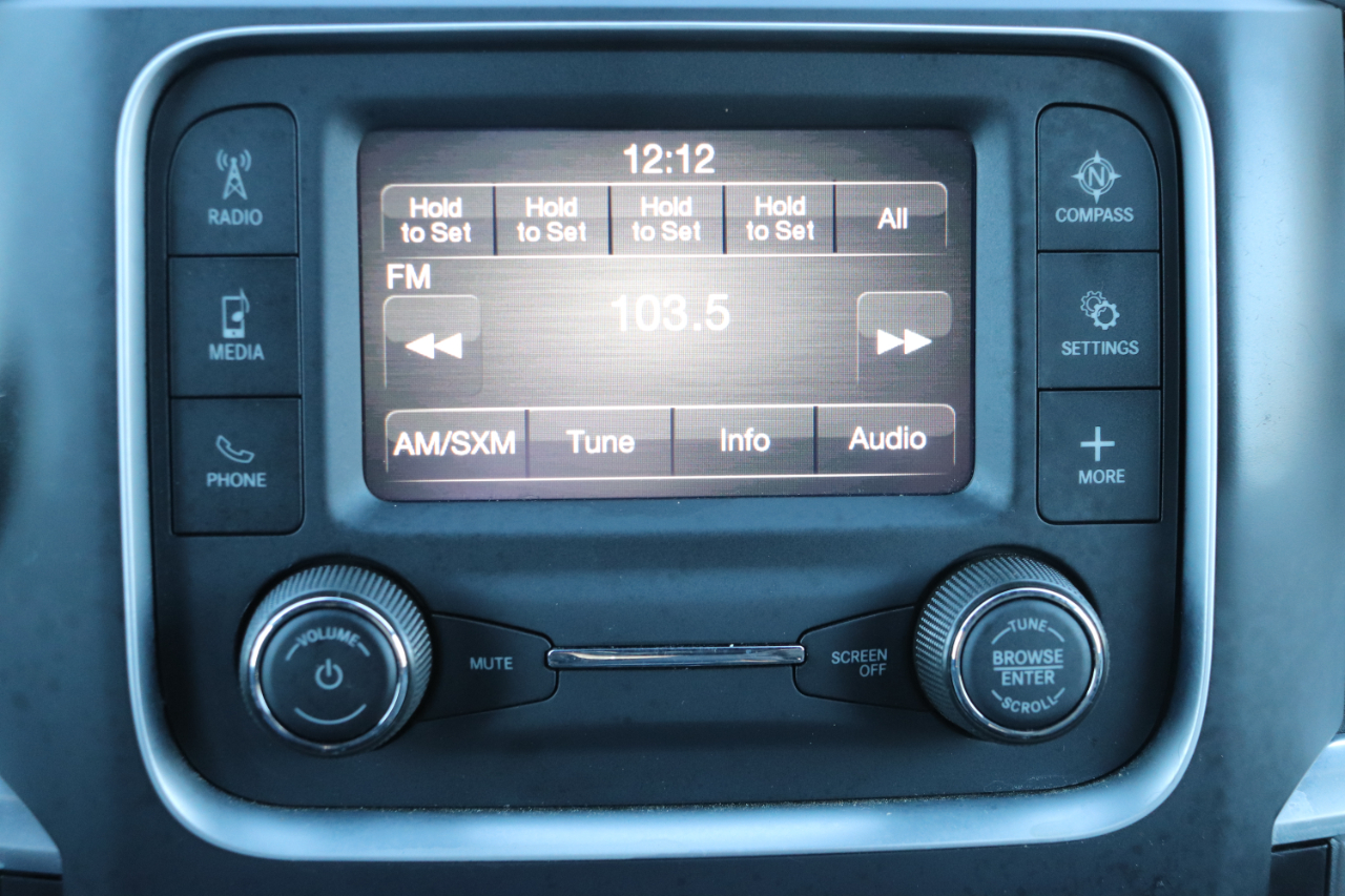 RAM 1500 Classic Warlock 4x2 Crew Cab 5'7" Box 2024