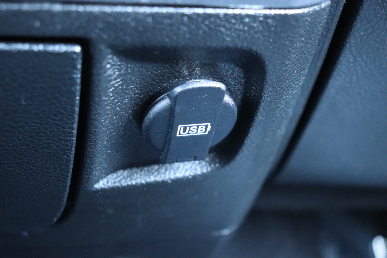 RAM 1500 Classic Warlock 4x2 Crew Cab 5'7" Box 2024