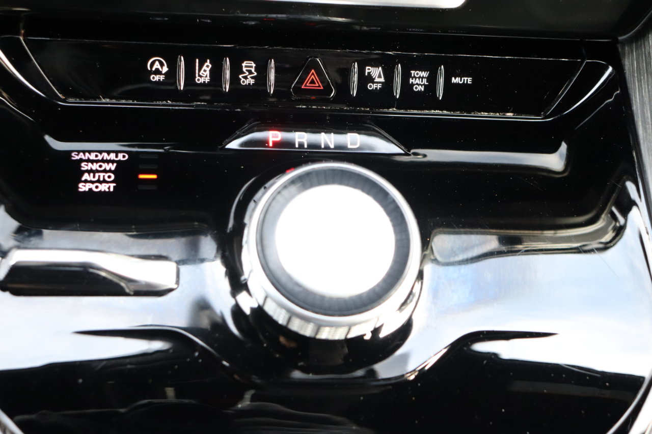 Jeep Wagoneer L Series II 4x4 2024