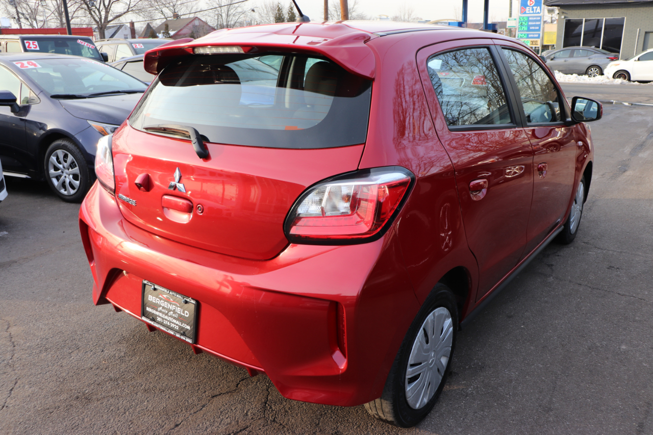 Mitsubishi Mirage ES CVT 2024