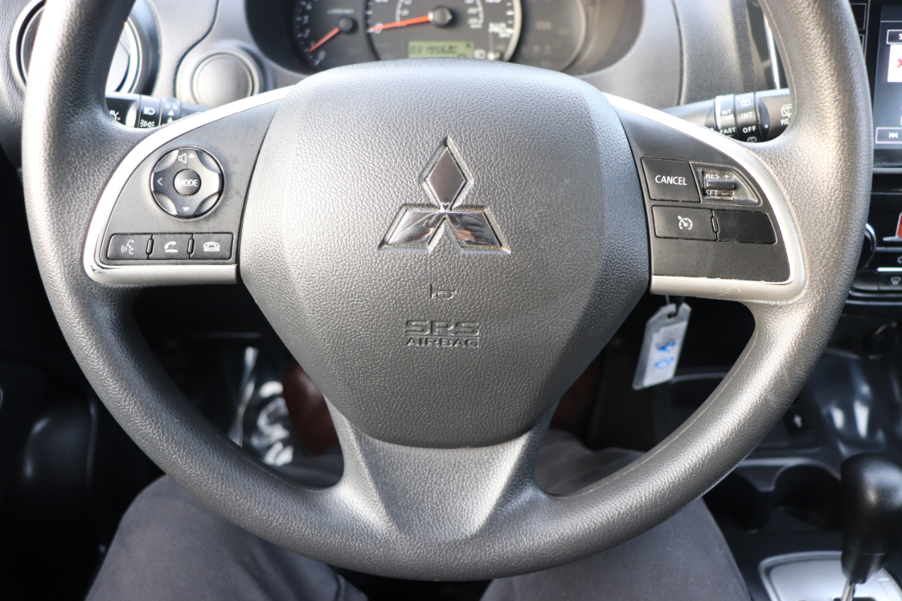 Mitsubishi Mirage ES CVT 2024