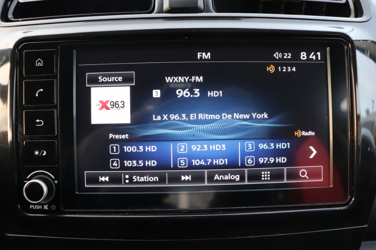 Mitsubishi Mirage ES CVT 2024