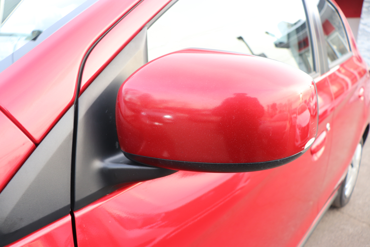 Mitsubishi Mirage ES CVT 2024