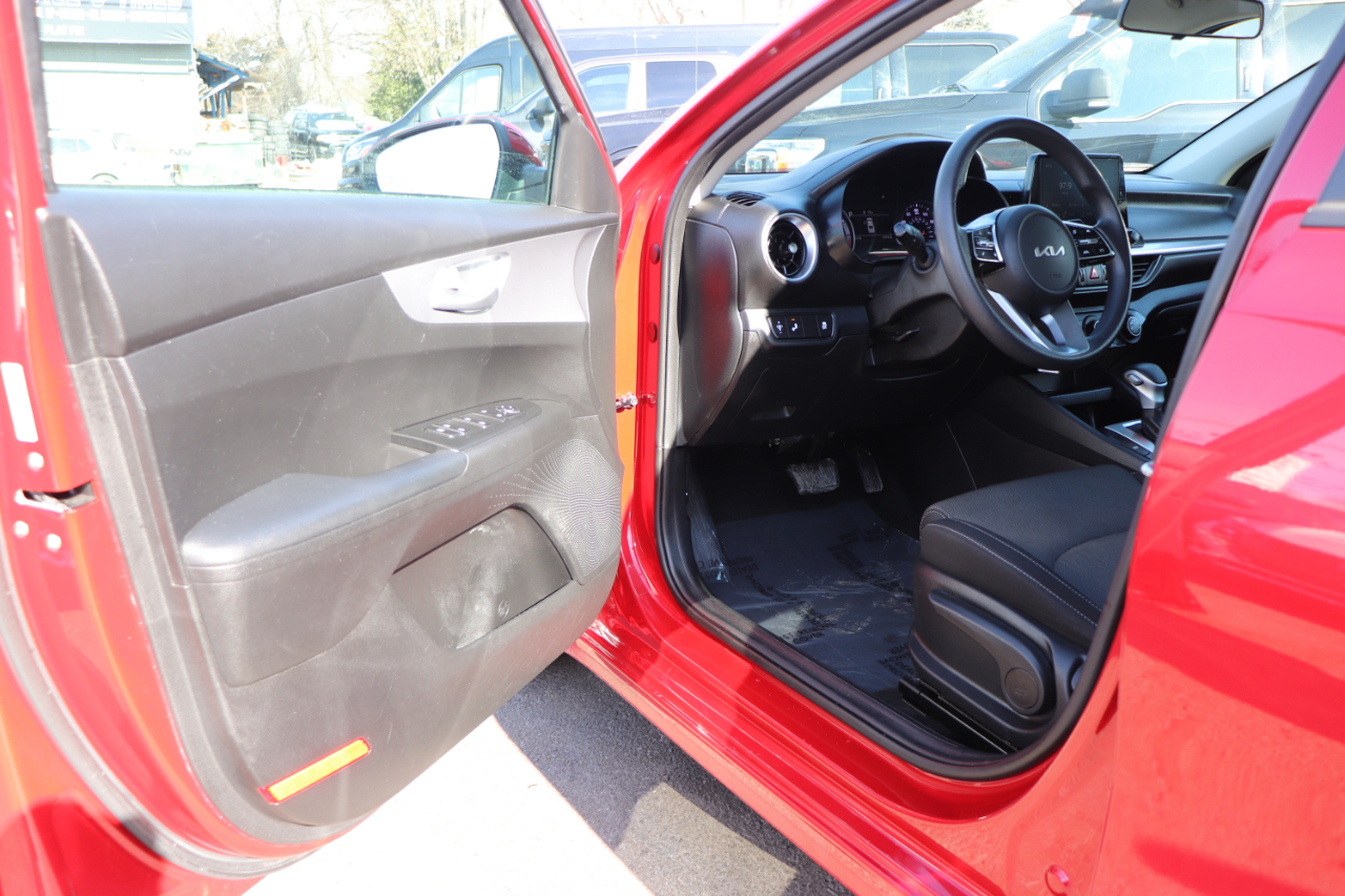 Kia Forte LXS IVT 2023