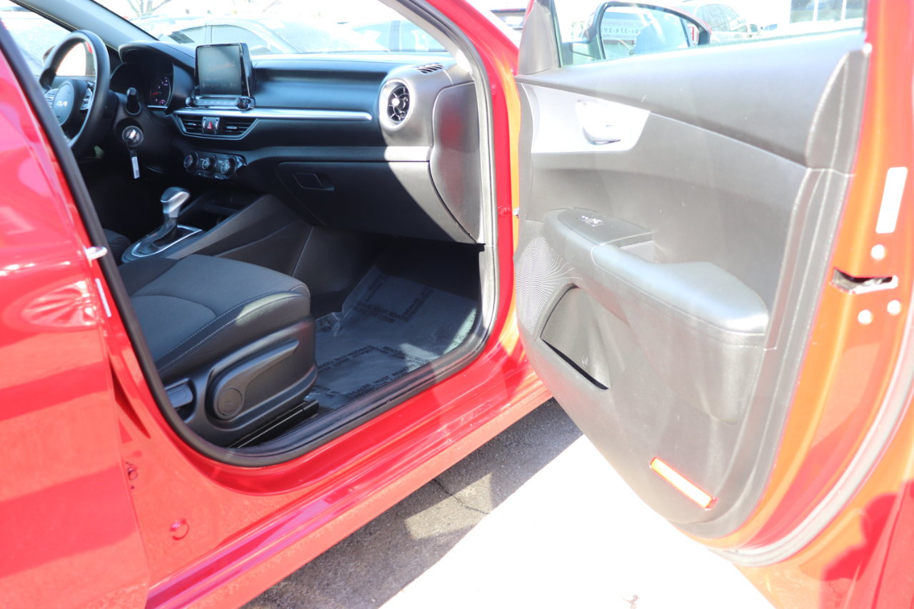 Kia Forte LXS IVT 2023