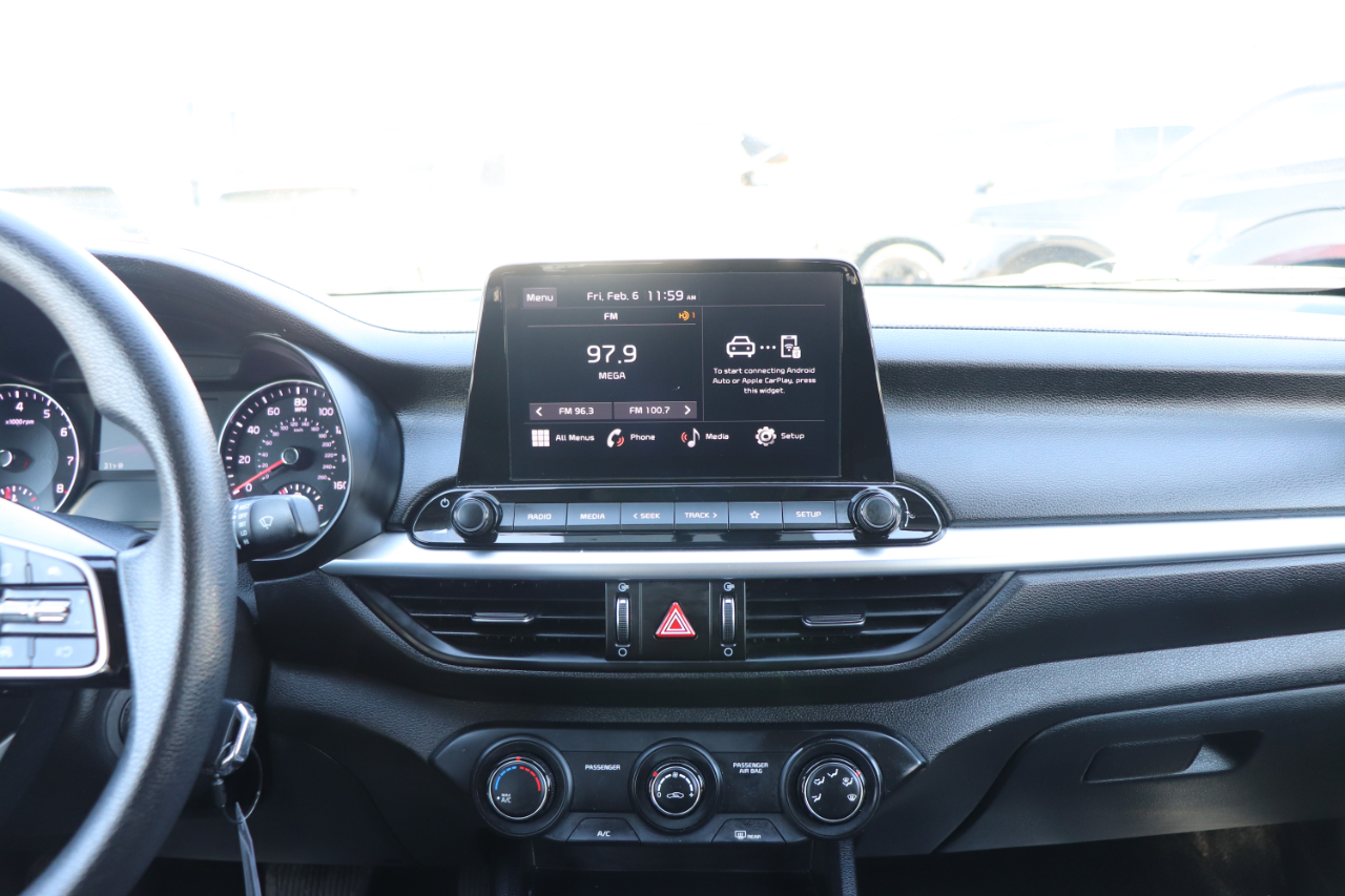 Kia Forte LXS IVT 2023