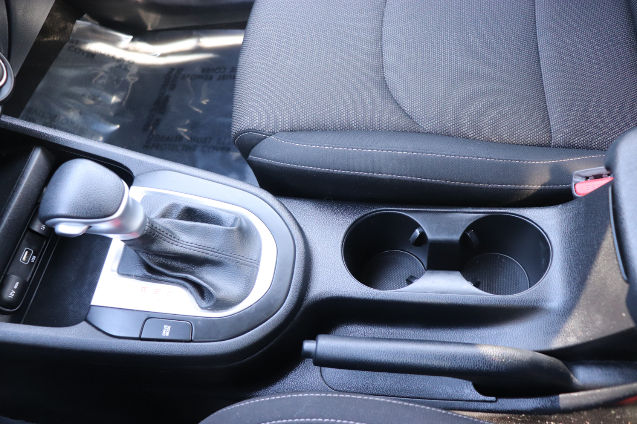 Kia Forte LXS IVT 2023