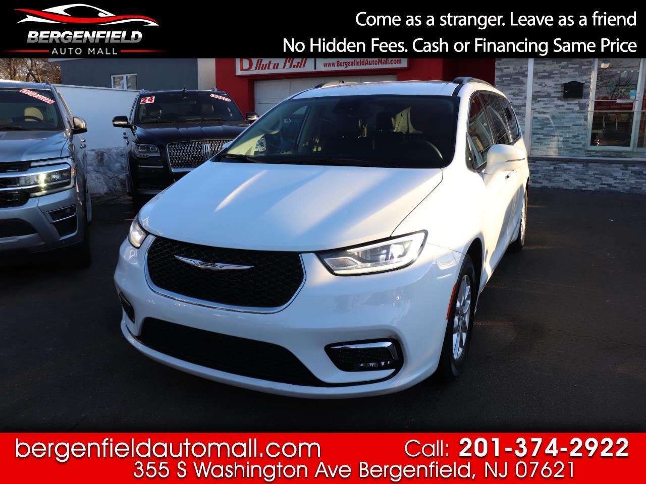 2022 Chrysler Pacifica Touring L FWD