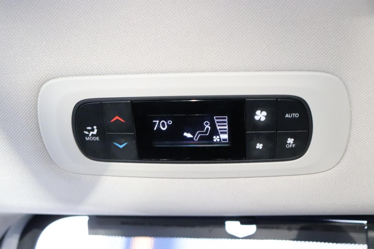 Chrysler Pacifica Touring L FWD 2022