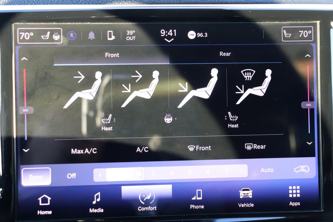 Chrysler Pacifica Touring L FWD 2022