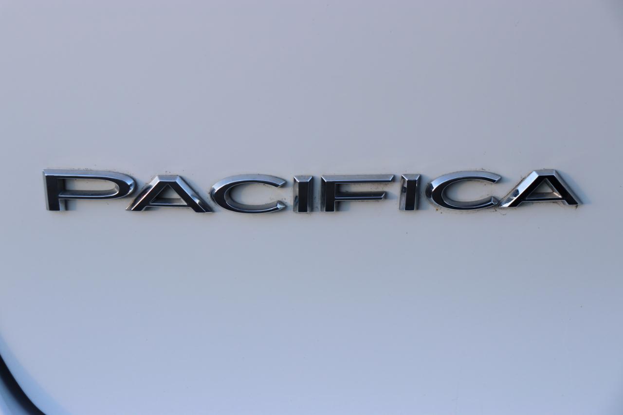 Chrysler Pacifica Touring L FWD 2022