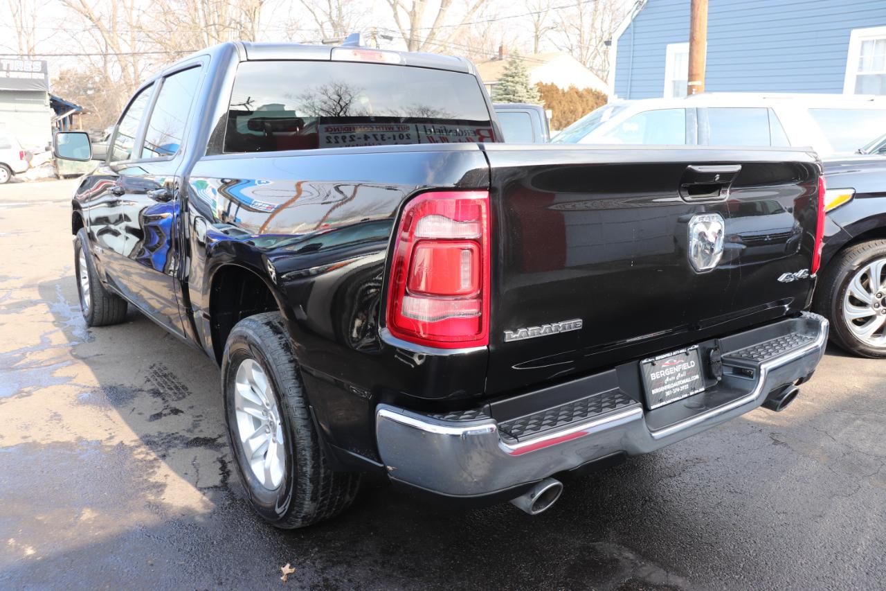 RAM 1500 Laramie 4x4 Crew Cab 5'7" Box 2024