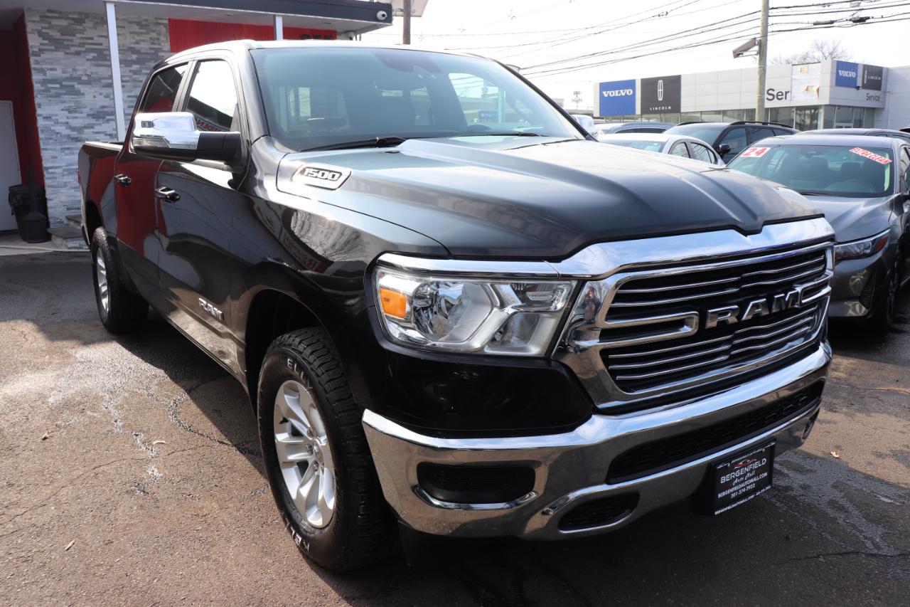 RAM 1500 Laramie 4x4 Crew Cab 5'7" Box 2024