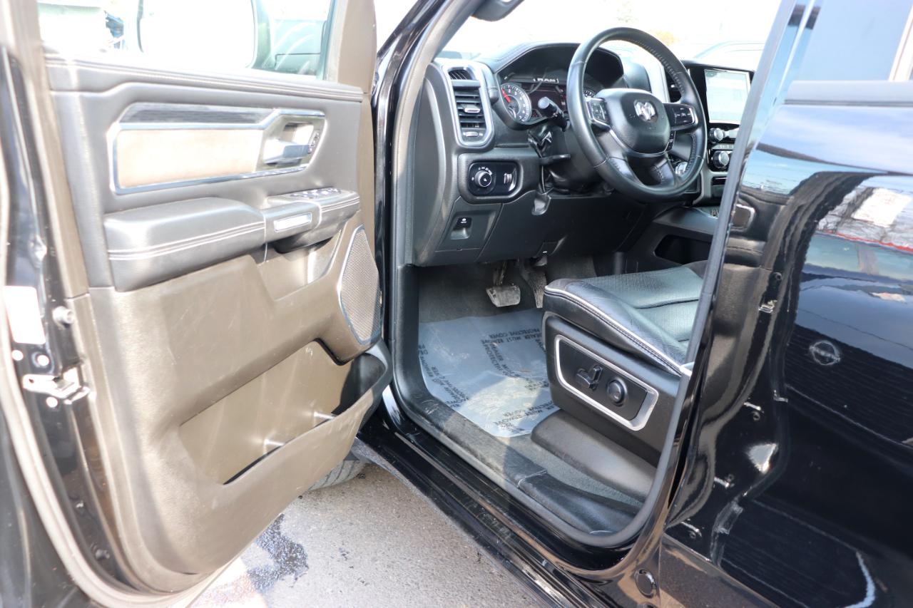 RAM 1500 Laramie 4x4 Crew Cab 5'7" Box 2024