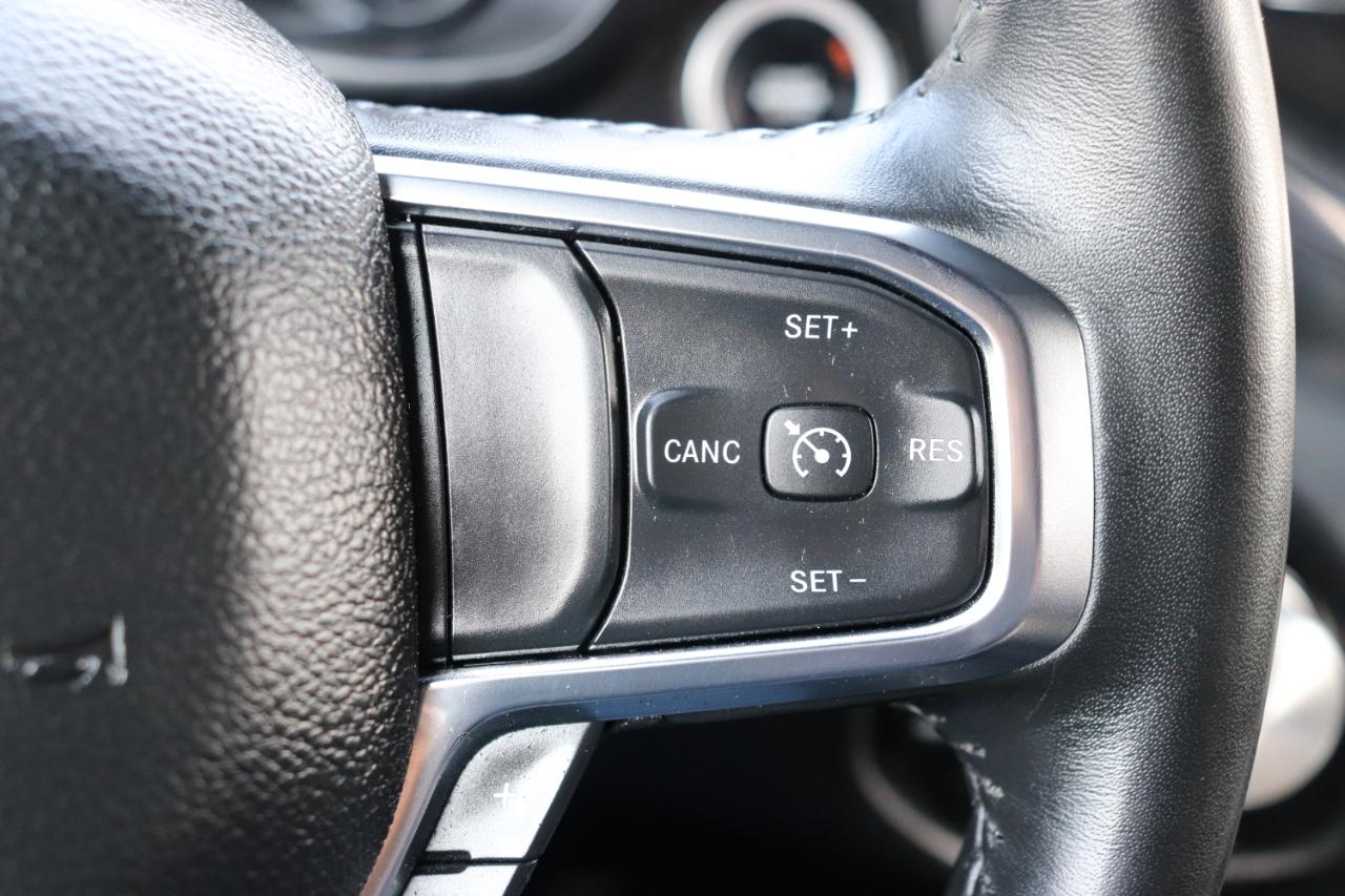 RAM 1500 Laramie 4x4 Crew Cab 5'7" Box 2024