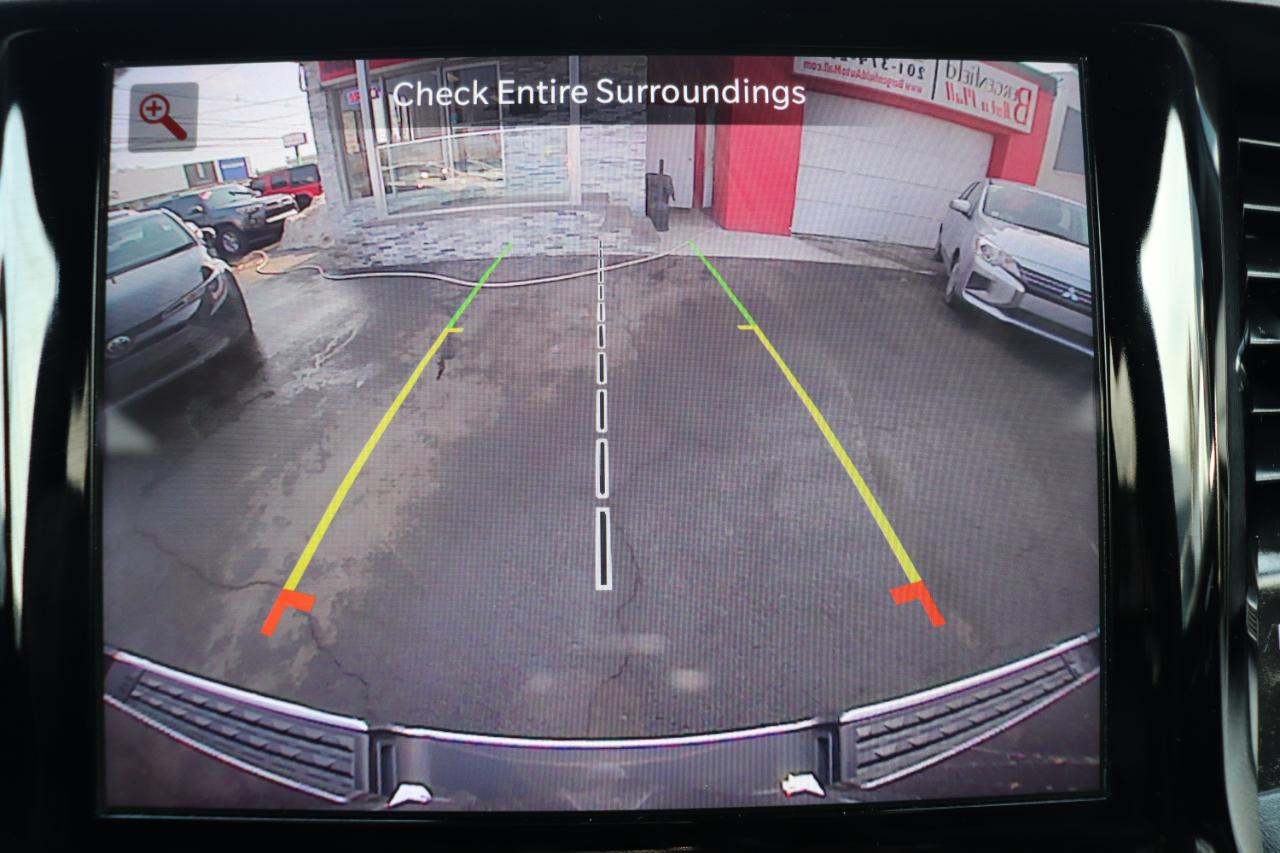 RAM 1500 Laramie 4x4 Crew Cab 5'7" Box 2024