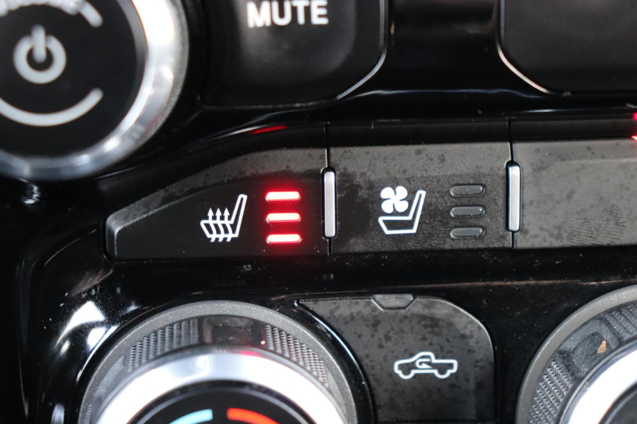 RAM 1500 Laramie 4x4 Crew Cab 5'7" Box 2024