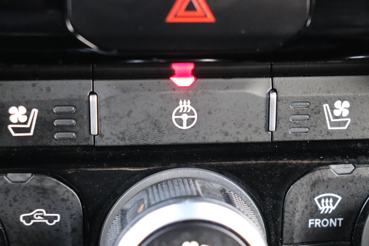 RAM 1500 Laramie 4x4 Crew Cab 5'7" Box 2024