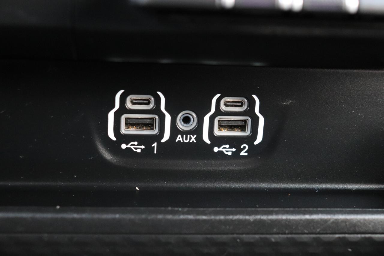 RAM 1500 Laramie 4x4 Crew Cab 5'7" Box 2024