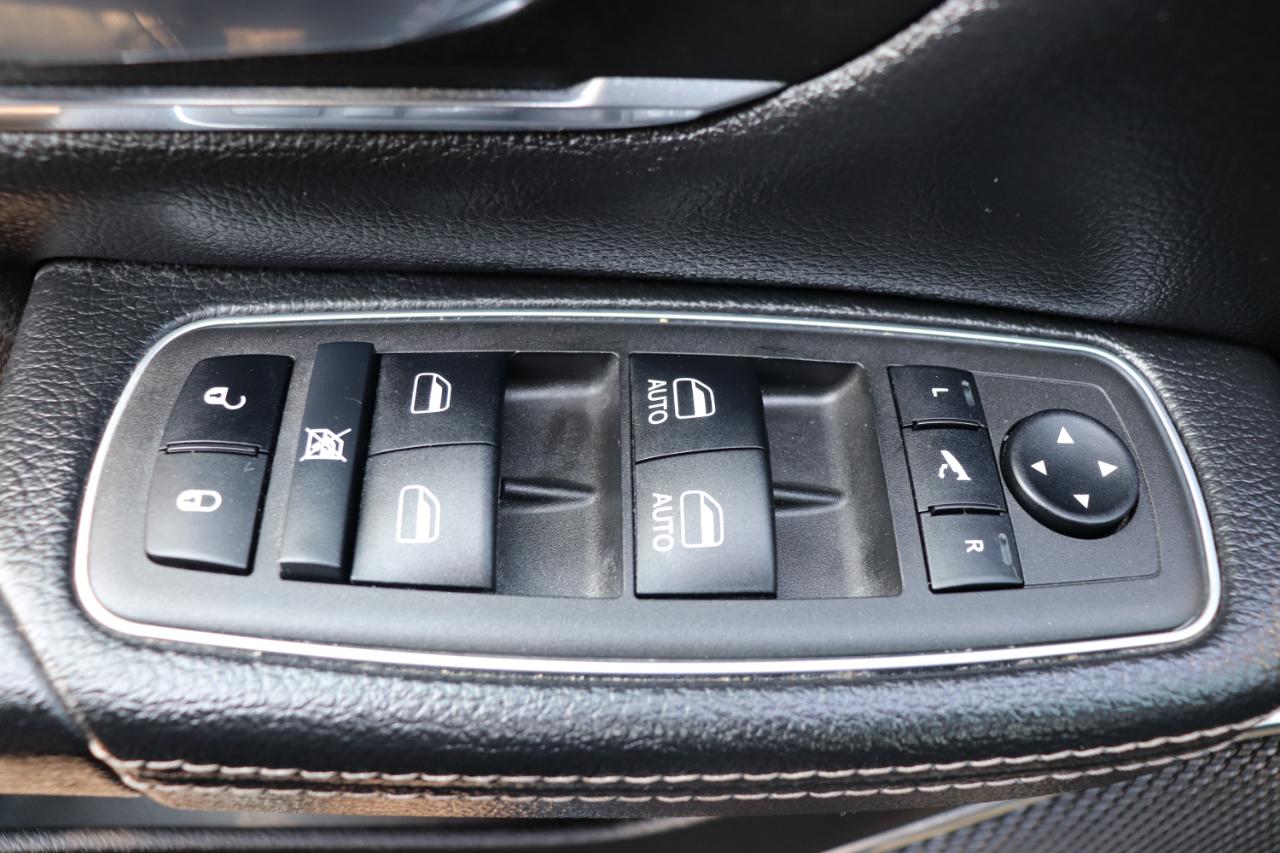 RAM 1500 Laramie 4x4 Crew Cab 5'7" Box 2024