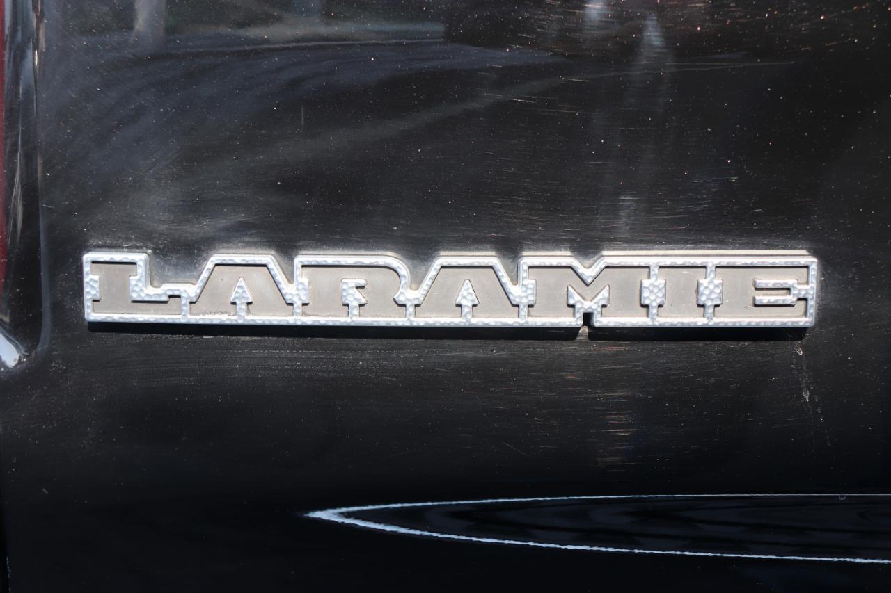 RAM 1500 Laramie 4x4 Crew Cab 5'7" Box 2024