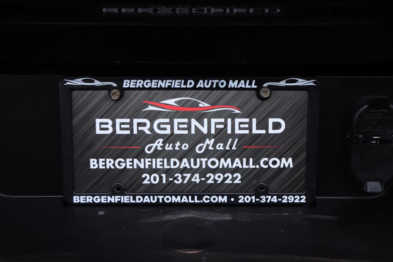 RAM 1500 Laramie 4x4 Crew Cab 5'7" Box 2024