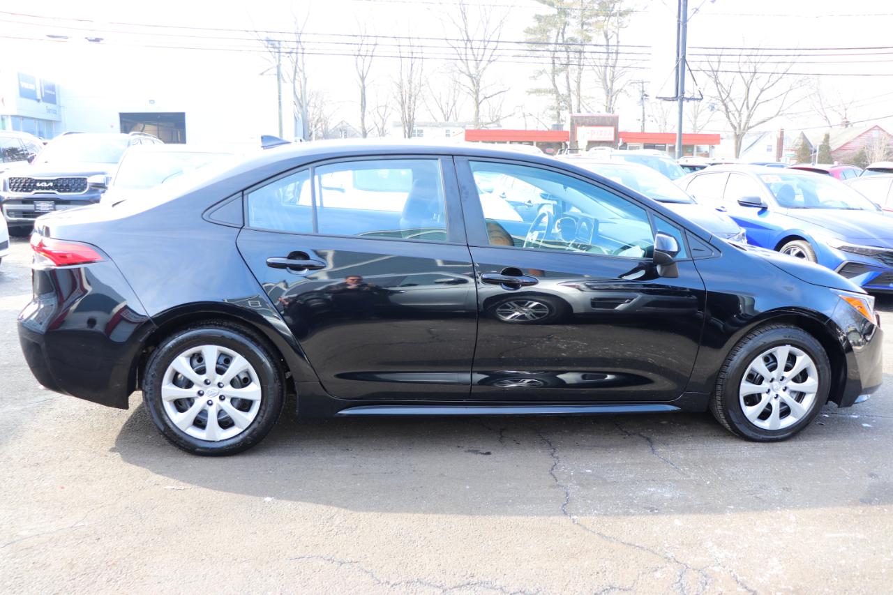 Toyota Corolla LE CVT (Natl) 2025