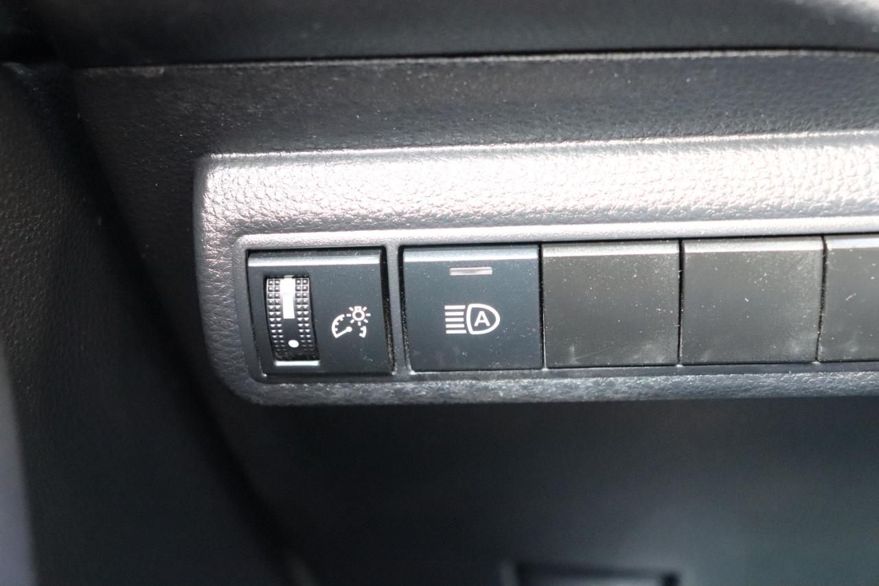 Toyota Corolla LE CVT (Natl) 2025